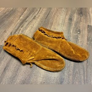 Minnetonka Softsole Suede Moccasins Ankle Booties